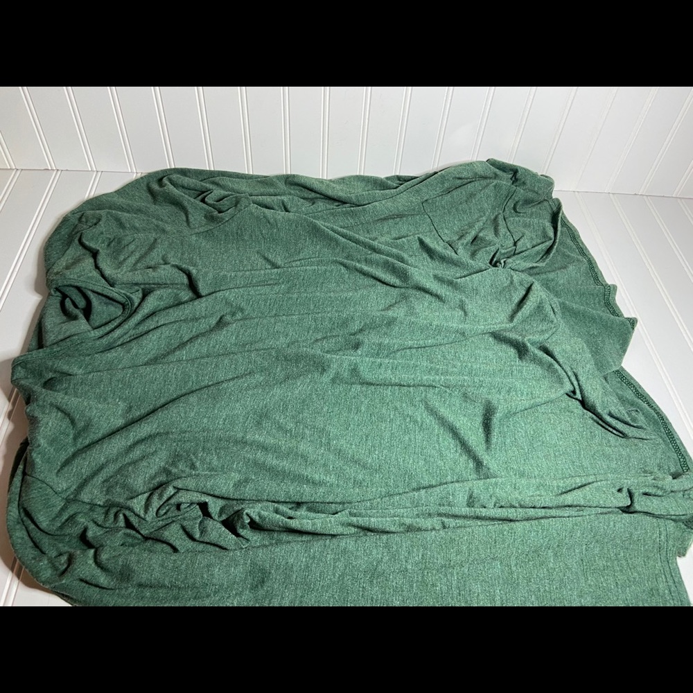 Long Sleeve Bunched Bottom Shirt